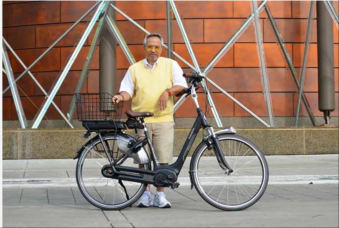 Gary and his Gazelle Arroyo C8 HMB 