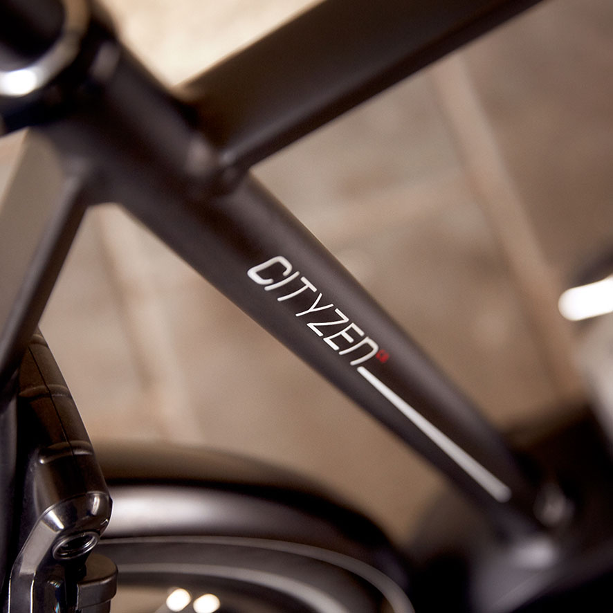 Light, fashionable, sophisticated and swift: a bike for the commuter!