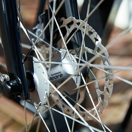 Sportivité et confort vont de pair sur les vélos Gazelle Ultimate Trekking.